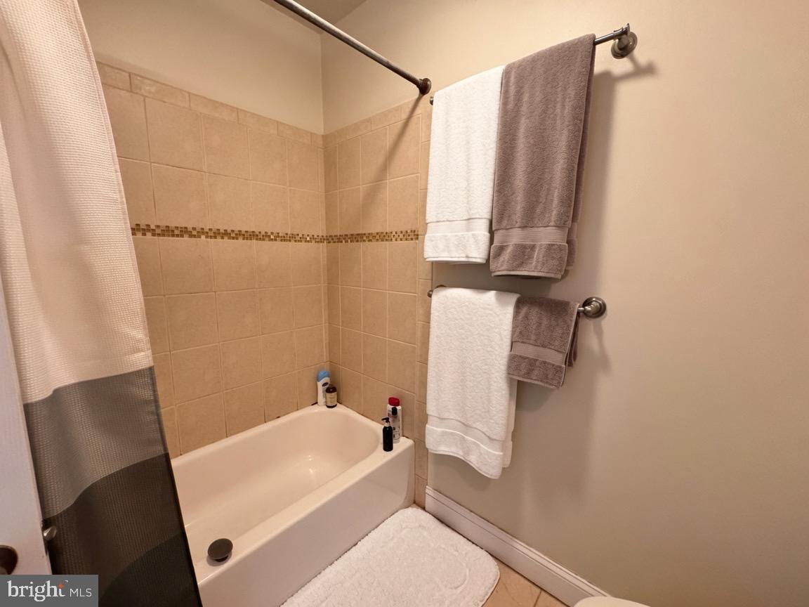 929 South 13th Street, Unit 2 Philadelphia, PA 19147 - Photo 7 of 11