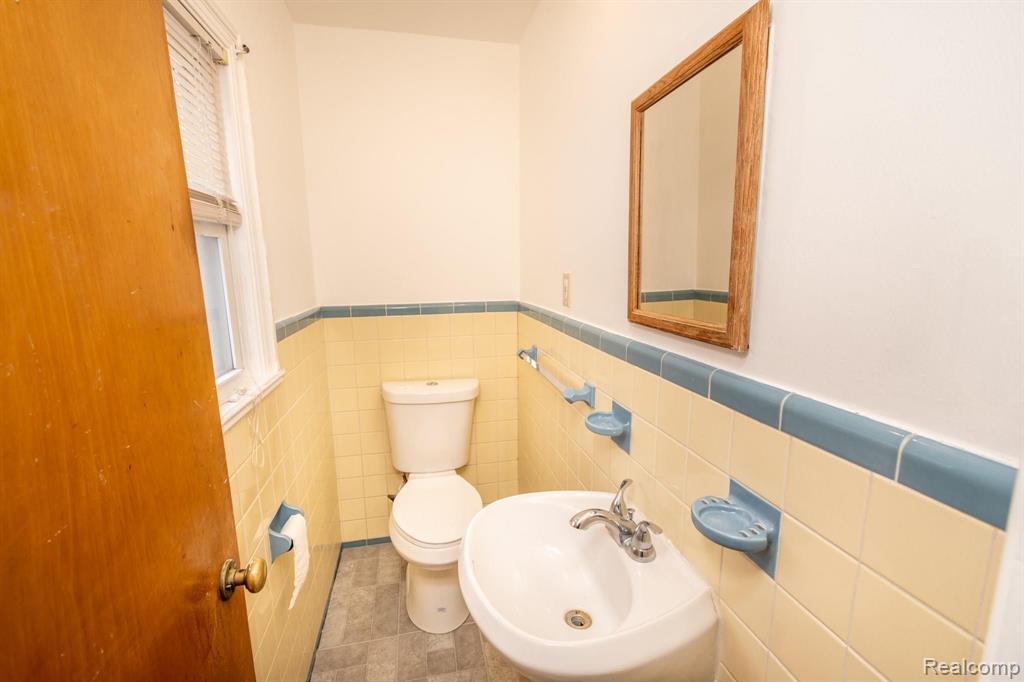 8701 West Seven Mile Road Detroit, MI 48221 - Photo 13 of 20