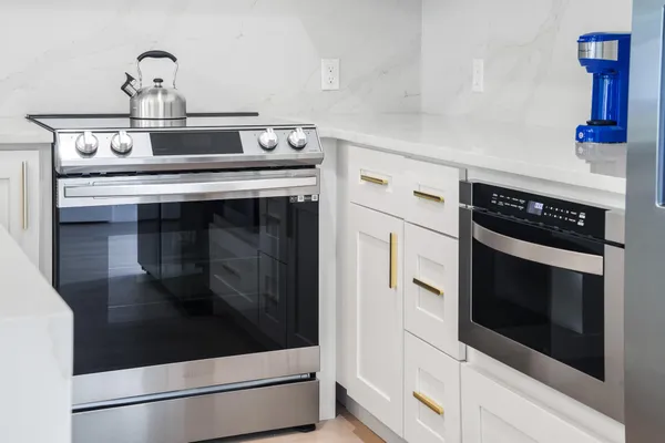 $1,113,000 | 303-305 De Carie Street, Delray Beach, FL 33444