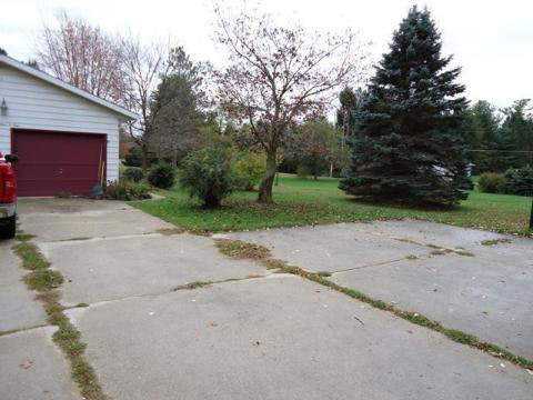 8901 South Beyer Road Birch Run, MI 48415 - Photo 3 of 15 20234642-2.JPG