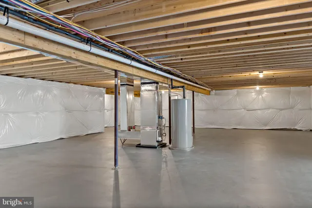 $949,999 | 10 Mistletoe Lane, Shepherdstown, WV 25443