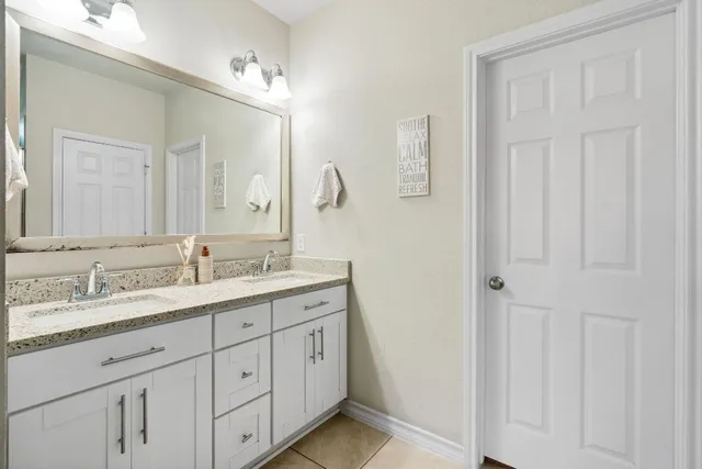 $355,000 | 442 Thornless Circle, Buda, TX 78610