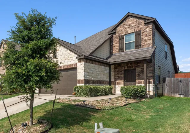 $355,000 | 442 Thornless Circle, Buda, TX 78610