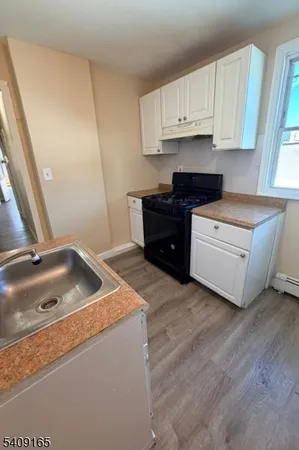 $1,500 | 207 Sussex Avenue, Unit 4, Newark, NJ 07103