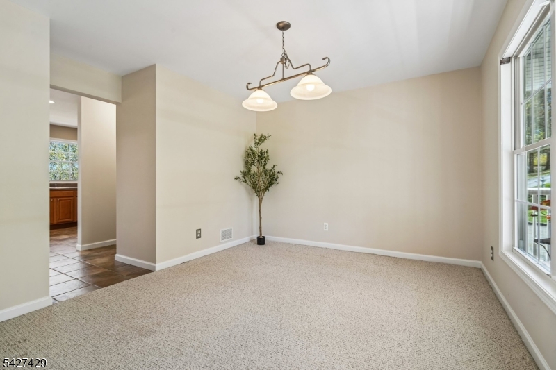2 Log Road Lake Hopatcong, NJ 07849 - Photo 21 of 43