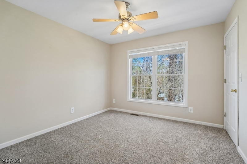 2 Log Road Lake Hopatcong, NJ 07849 - Photo 36 of 43