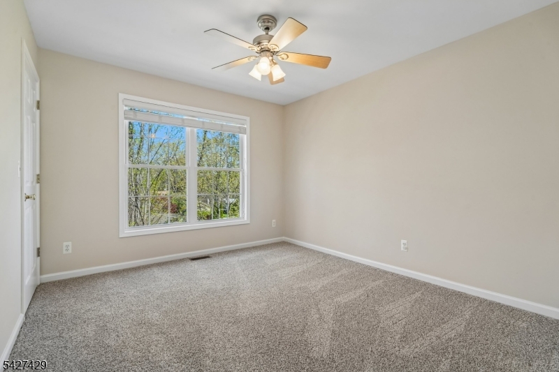 2 Log Road Lake Hopatcong, NJ 07849 - Photo 38 of 43