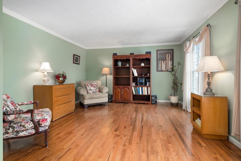 1624 Forest Ridge Drive Pittsburgh, PA 15237 - Photo 8 of 25 Gallery Image 8
