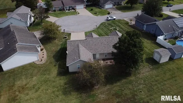 $249,000 | 108 Chase Lane, Marion, IL 62959