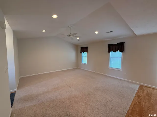 $249,000 | 108 Chase Lane, Marion, IL 62959