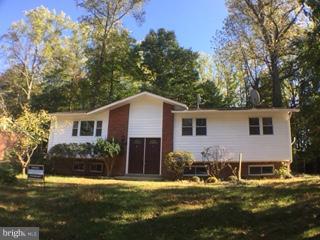 8207 Springfield Village Drive Springfield, VA 22152 - Photo 1 of 30 Exterior (Front)
