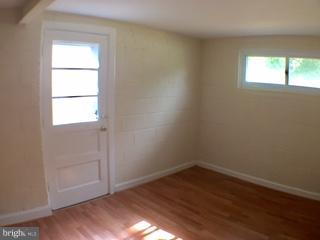 8207 Springfield Village Drive Springfield, VA 22152 - Photo 15 of 30 Bedroom