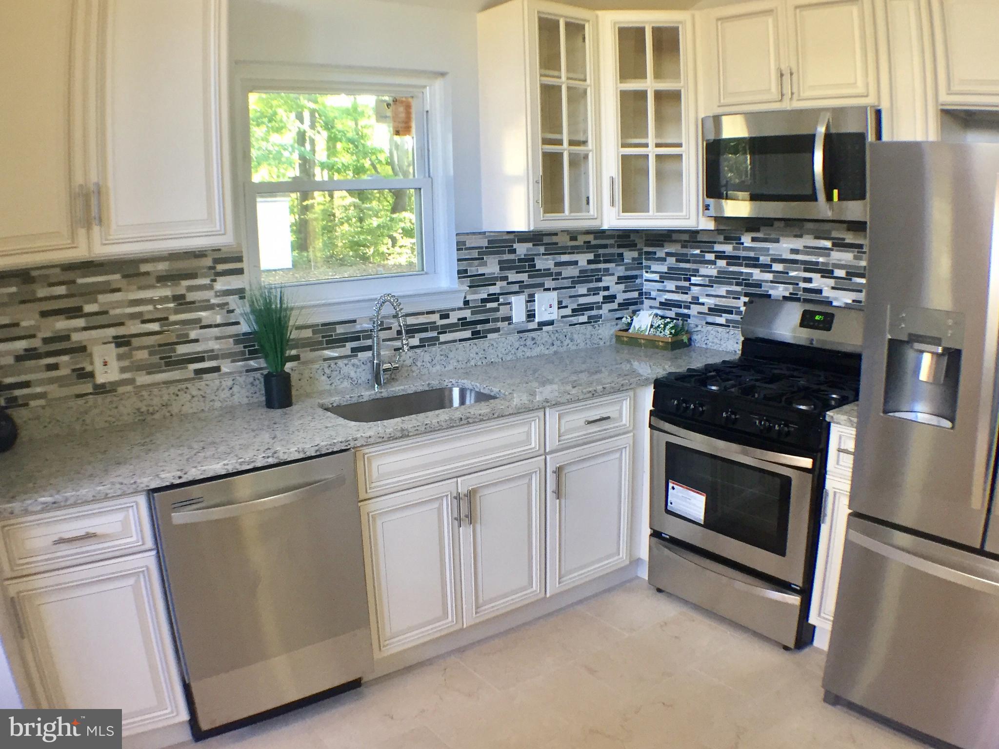 8207 Springfield Village Drive Springfield, VA 22152 - Photo 20 of 30 Interior (General)
