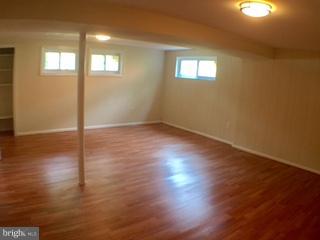 8207 Springfield Village Drive Springfield, VA 22152 - Photo 22 of 30 Family Room