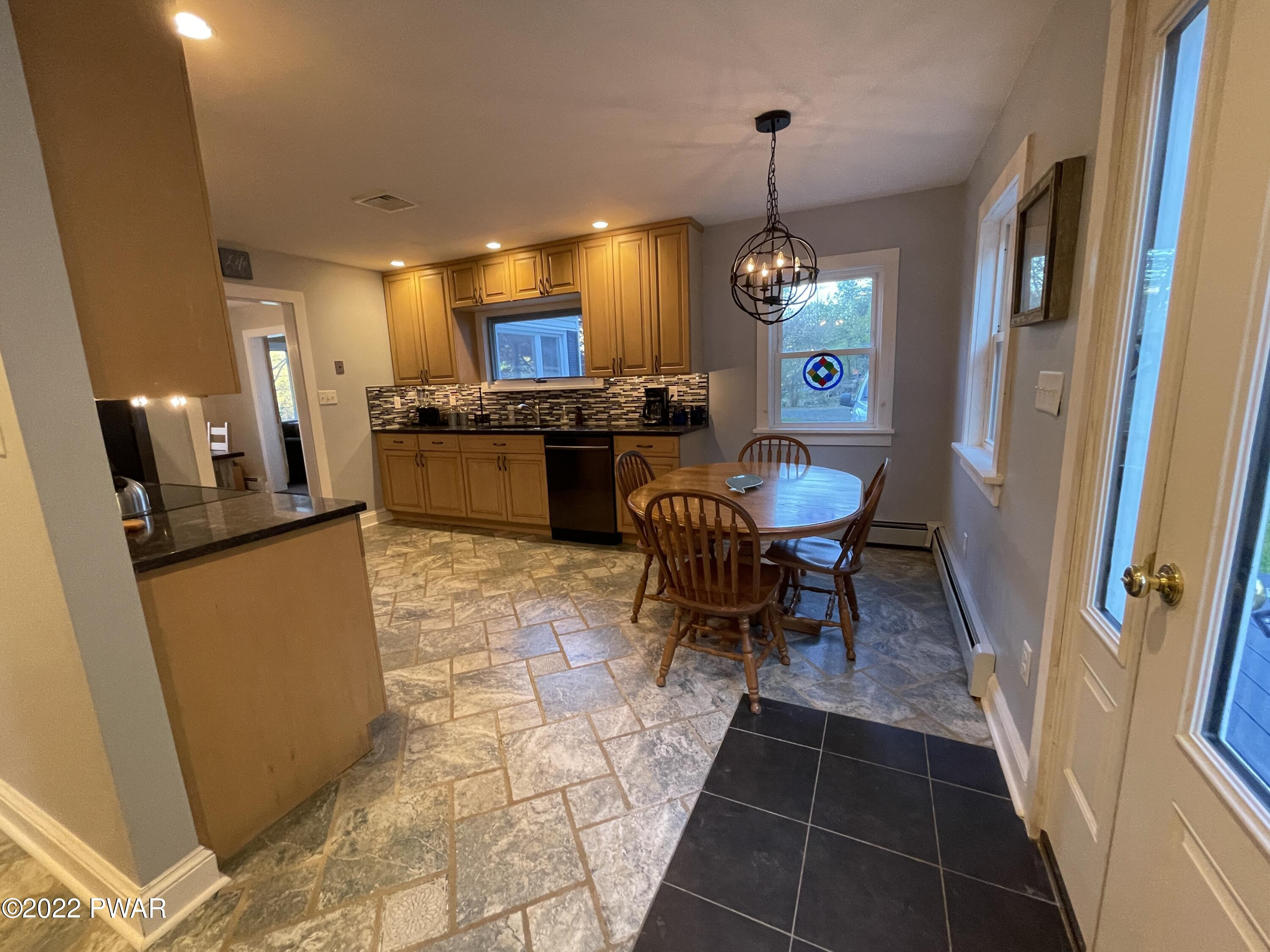 2559 River Road Damascus, PA 18415 - Photo 42 of 70 Kitchen
