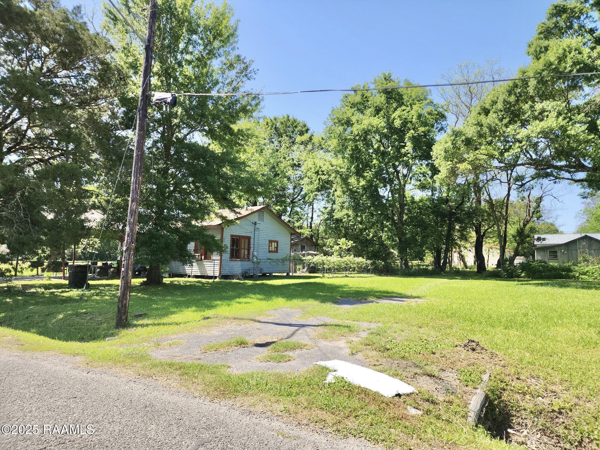438 Alexander Street Breaux Bridge, LA 70517 - Photo 3 of 9 438 Alexander
