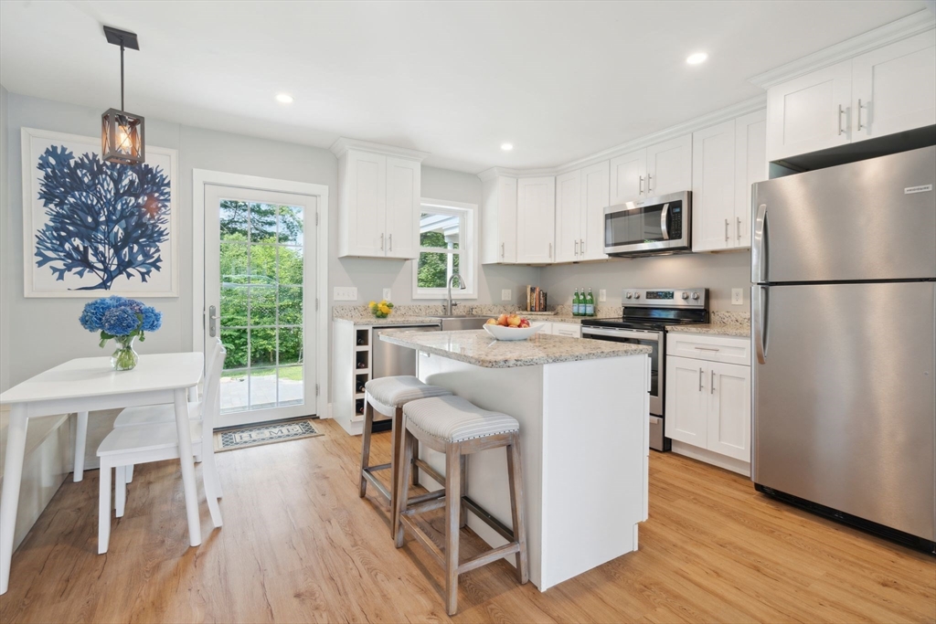 46 Chubb Road Framingham, MA 01701 - Photo 2 of 20 Gallery Image 2