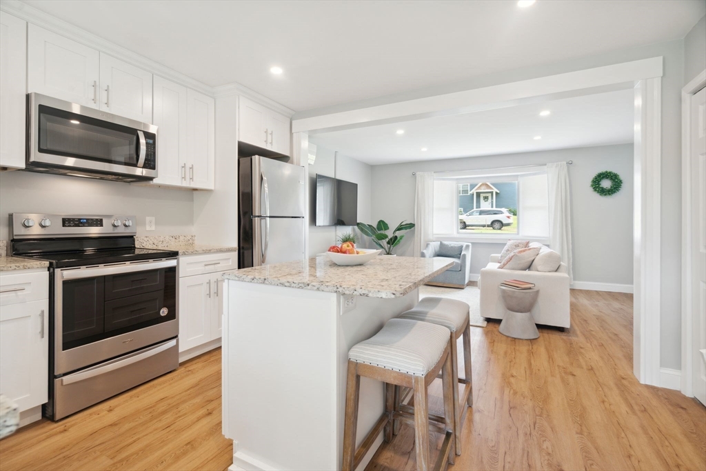 46 Chubb Road Framingham, MA 01701 - Photo 3 of 20 Gallery Image 3