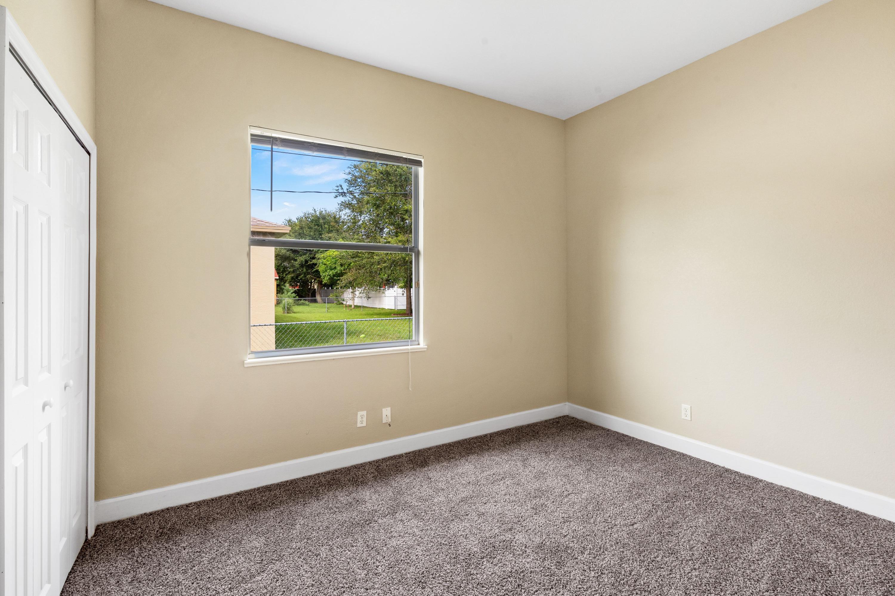733 Southwest Sail Terrace Port St. Lucie, FL 34953 - Photo 13 of 16 _LWmkRsc