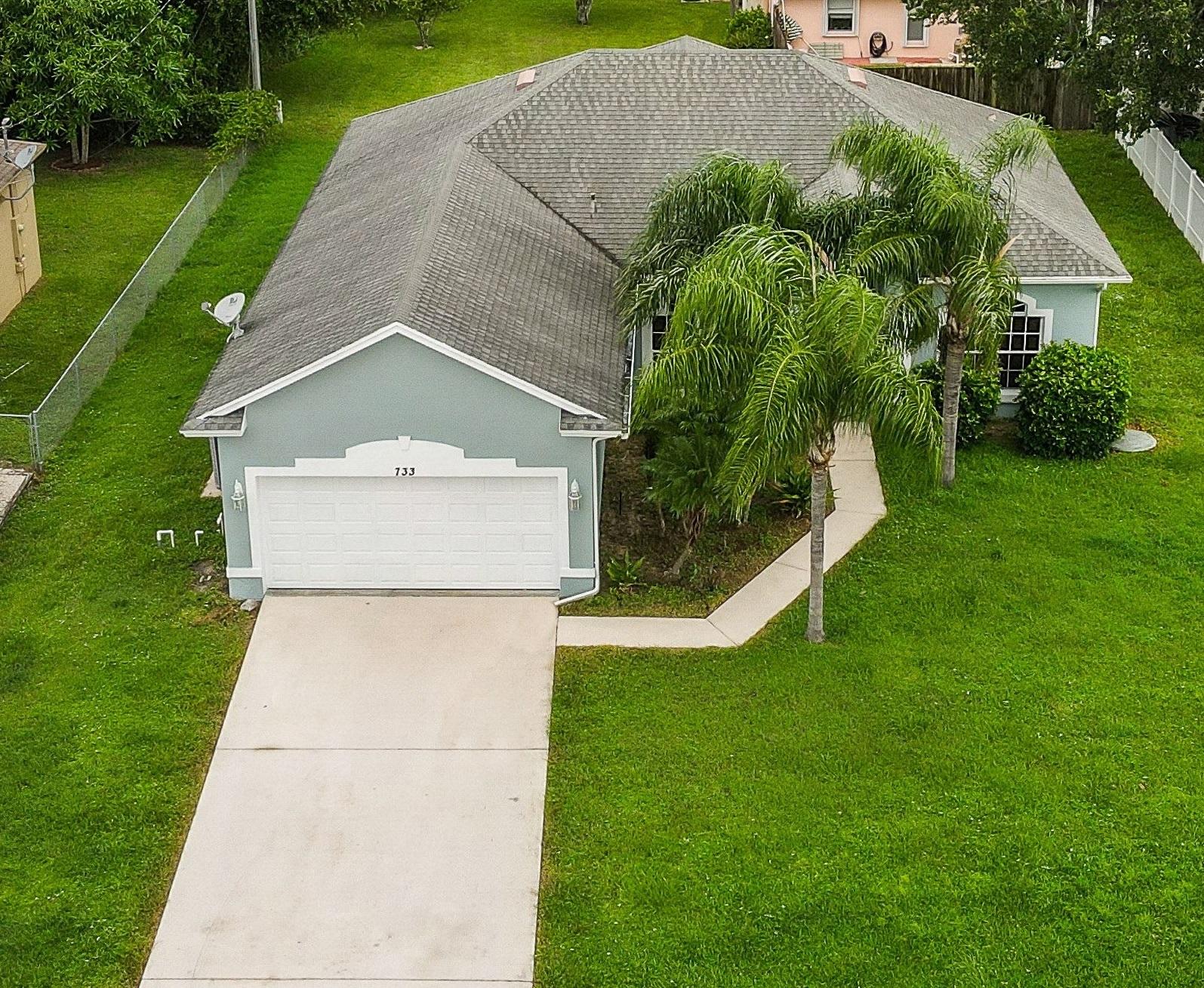 733 Southwest Sail Terrace Port St. Lucie, FL 34953 - Photo 2 of 16 sail front