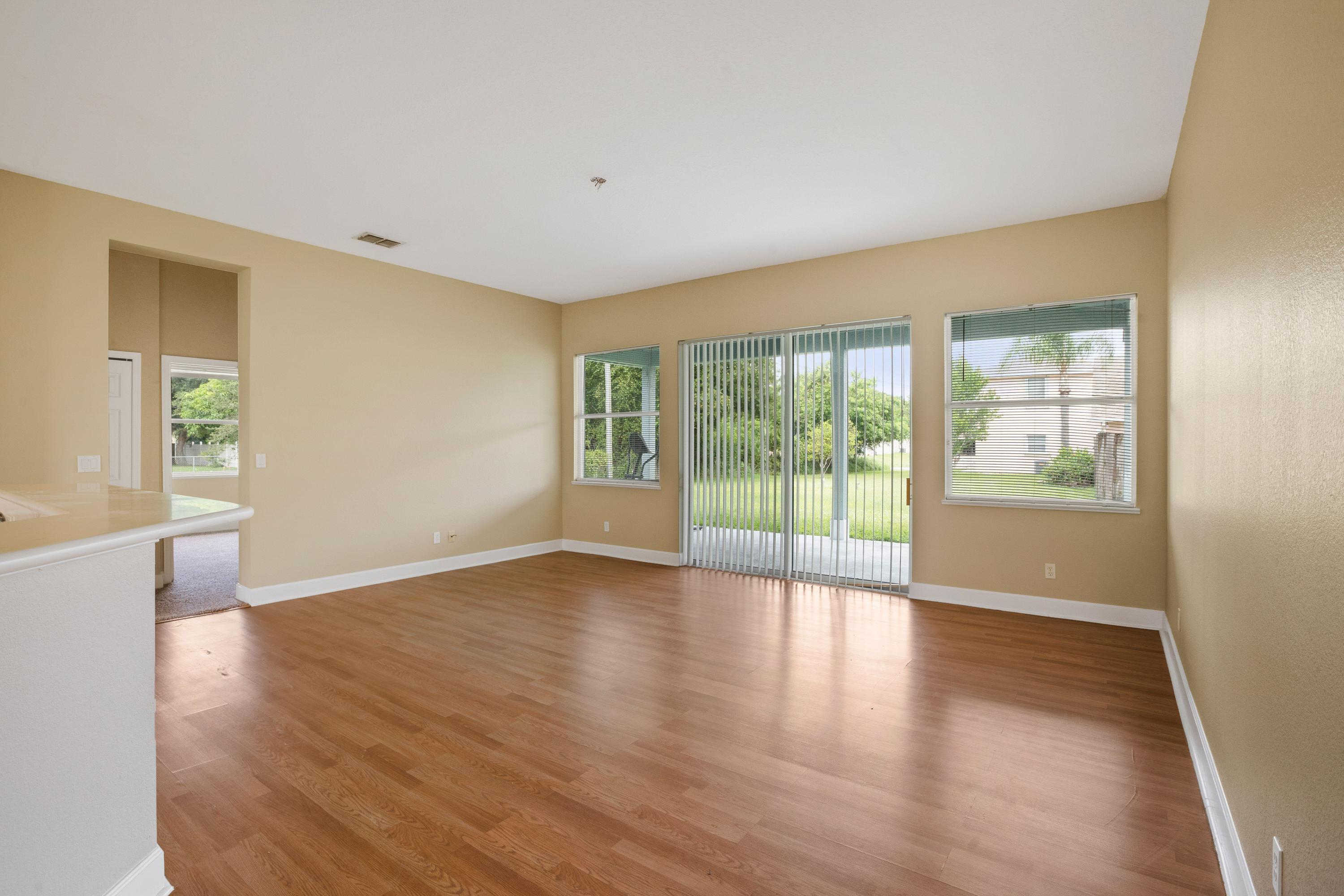 733 Southwest Sail Terrace Port St. Lucie, FL 34953 - Photo 3 of 16 UHVHWcSo