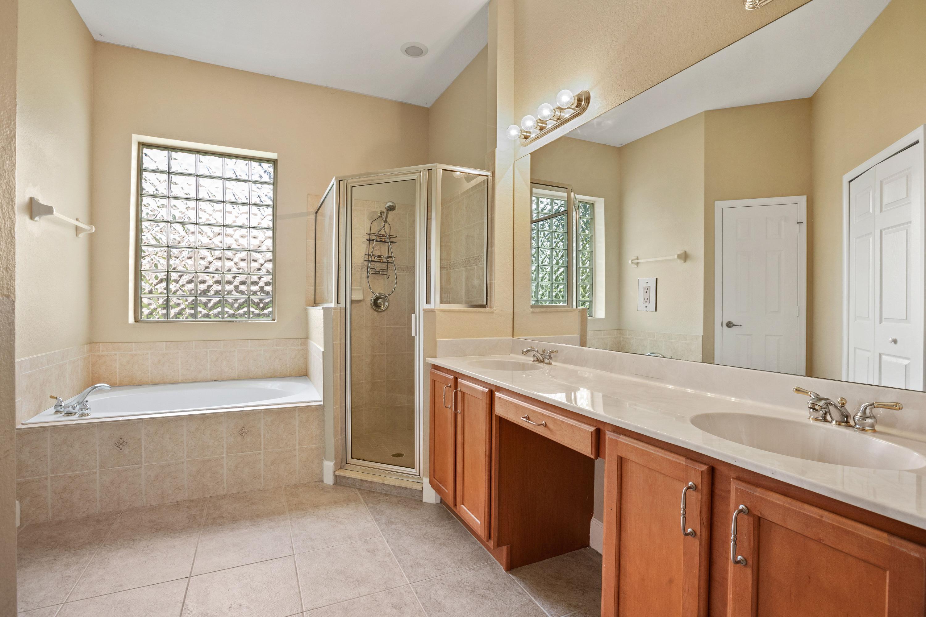 733 Southwest Sail Terrace Port St. Lucie, FL 34953 - Photo 10 of 16 ACXI7AxI