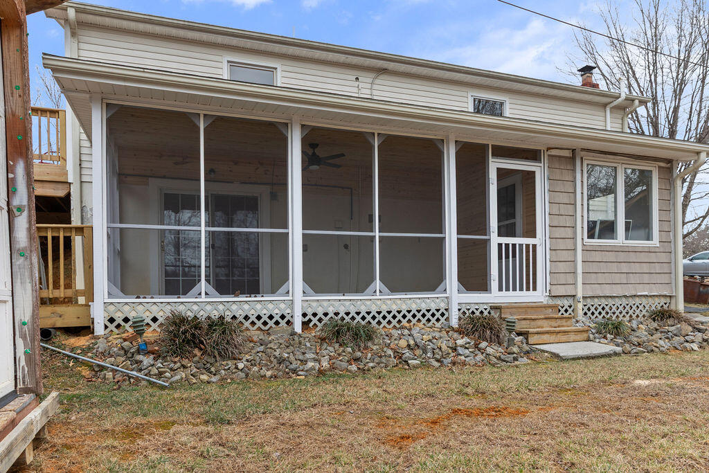 2883 Timber Ridge Buchanan, VA 24066 - Photo 37 of 39 a front view of a house