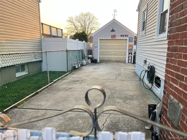 $635,000 | 2526 South St Marks Avenue, Bellmore, NY 11710
