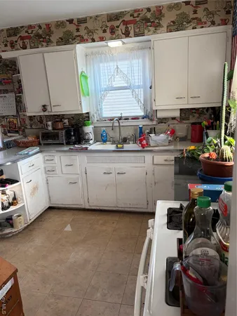 $635,000 | 2526 South St Marks Avenue, Bellmore, NY 11710