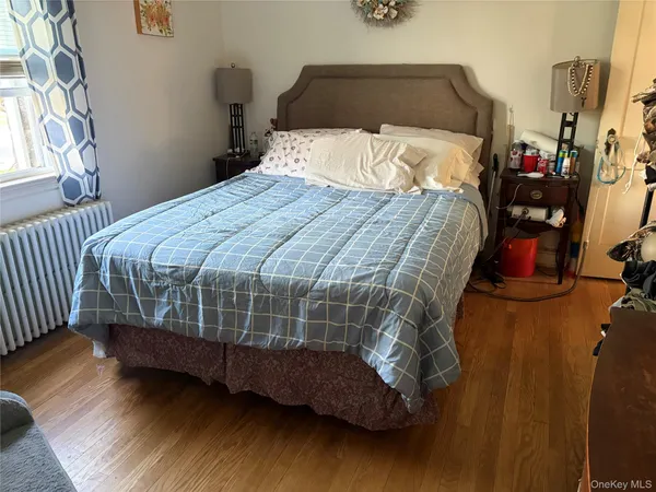$635,000 | 2526 South St Marks Avenue, Bellmore, NY 11710