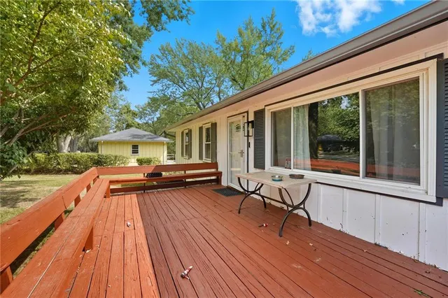 $165,000 | 8201 East 110th Street, Kansas City, MO 64134