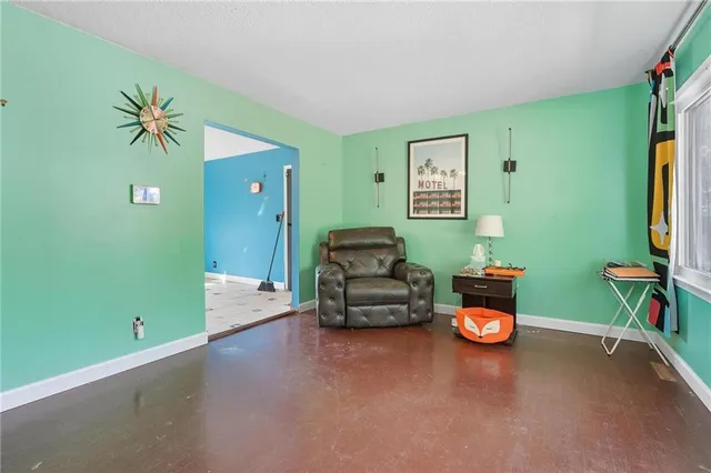 $165,000 | 8201 East 110th Street, Kansas City, MO 64134