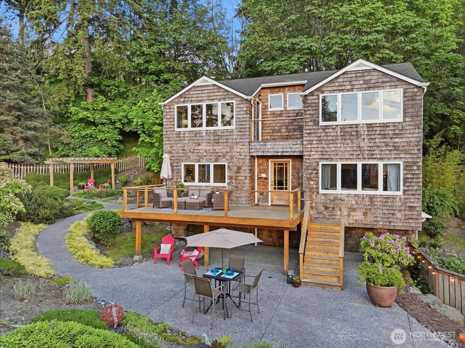 1113 Goat Trail Road Mukilteo, WA 98275 - Photo 2 of 38