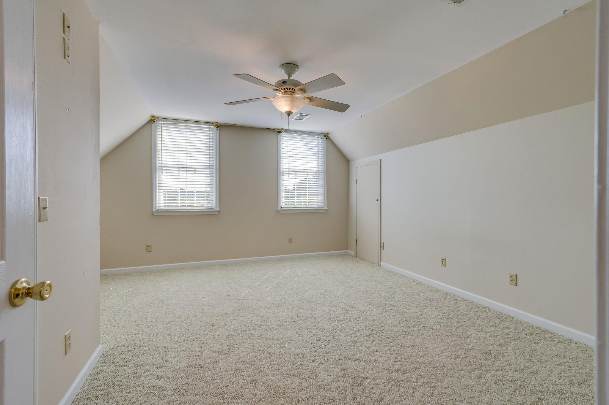 2285 Zion Road Columbia, TN 38401 - Photo 17 of 25 Upstairs Bedroom that is a great size and has lots of natural light.