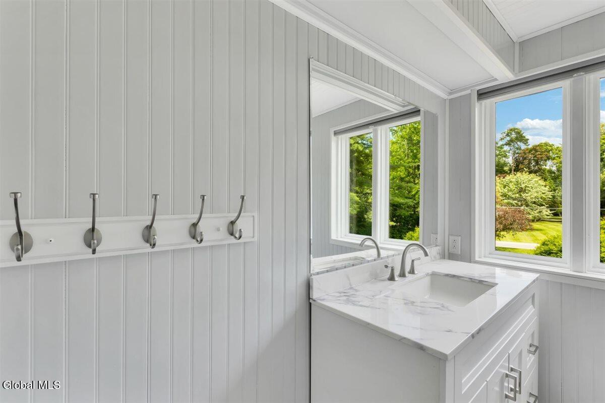 758 Feura Bush Road Bethlehem, NY 12054 - Photo 57 of 73 57-758 Feura Bush Rd-60