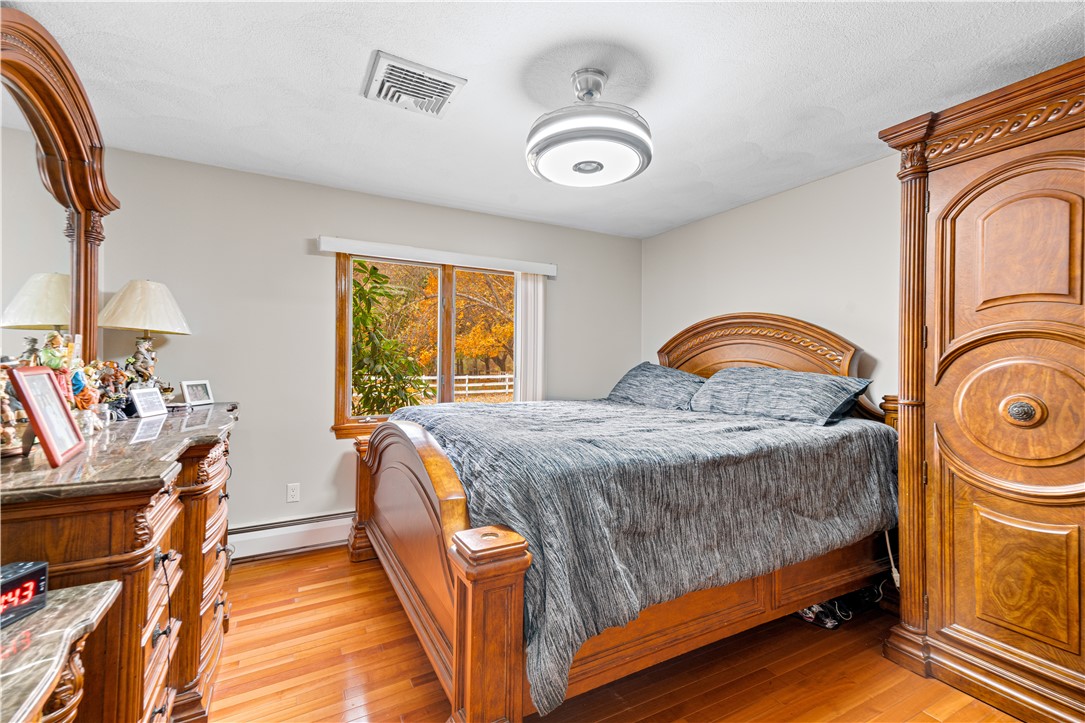 642 Greenville Road North Smithfield, RI 02896 - Photo 21 of 47