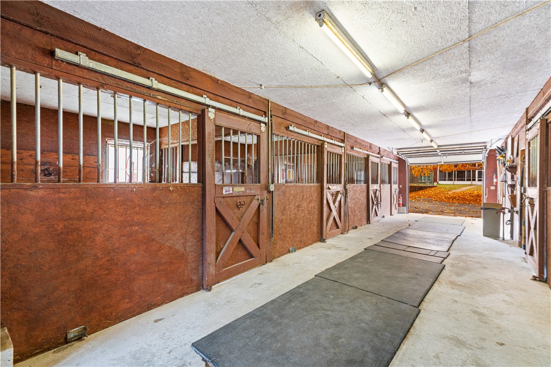 642 Greenville Road North Smithfield, RI 02896 - Photo 33 of 47