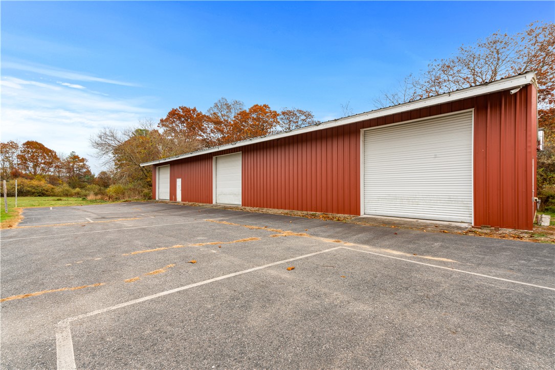 642 Greenville Road North Smithfield, RI 02896 - Photo 37 of 47