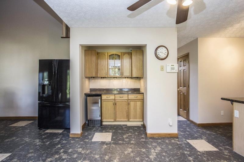 188 Midhurst Road Gahanna, OH 43230 - Photo 19 of 32
