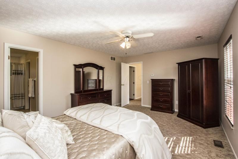 188 Midhurst Road Gahanna, OH 43230 - Photo 22 of 32