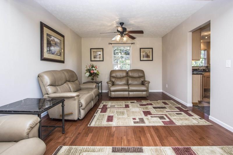 188 Midhurst Road Gahanna, OH 43230 - Photo 7 of 32