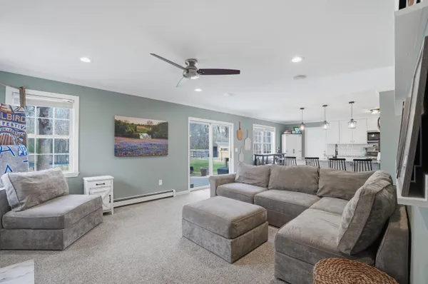 $750,000 | 3 Dover Lane, Buzzards Bay, MA 02532