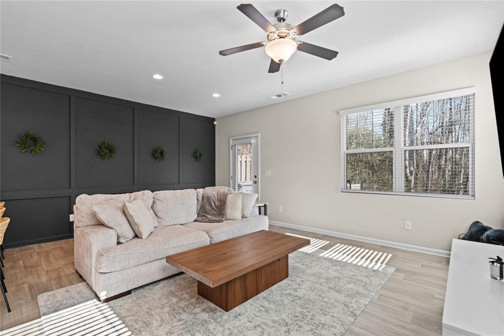 2830 Ridgeview Drive Atlanta, GA 30331 - Photo 5 of 26