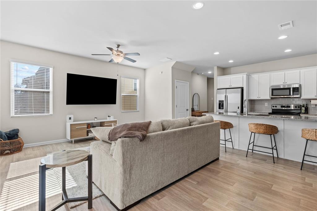 2830 Ridgeview Drive Atlanta, GA 30331 - Photo 7 of 26