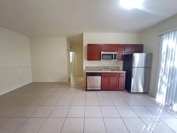 $4,250 | 191 Southeast 35 Avenue, Homestead, FL 33033