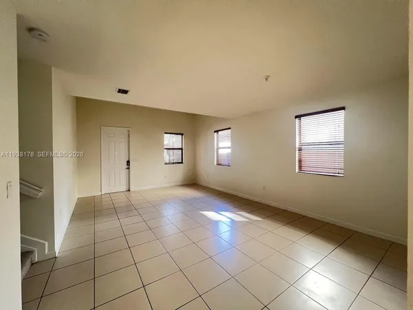 $4,250 | 191 Southeast 35 Avenue, Homestead, FL 33033