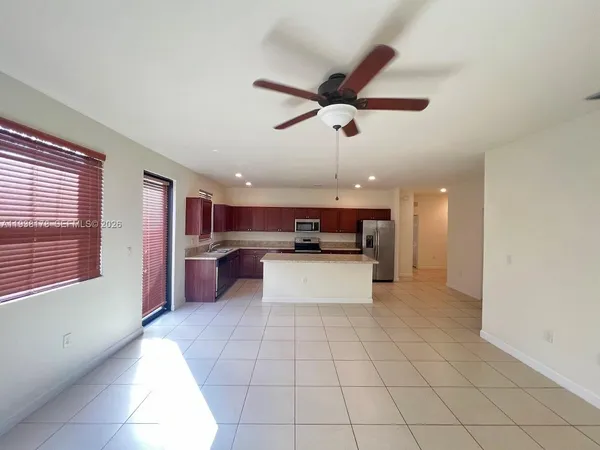 $4,250 | 191 Southeast 35 Avenue, Homestead, FL 33033