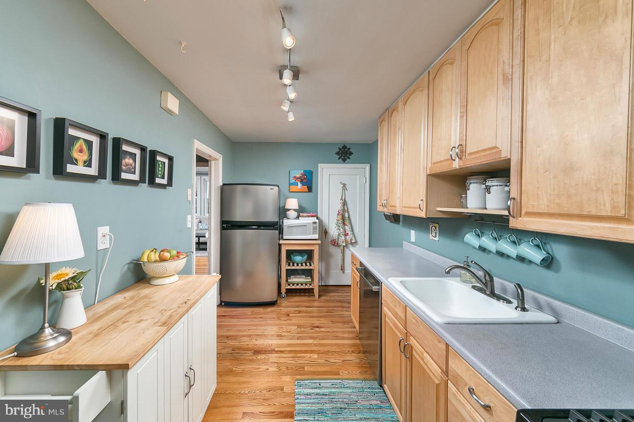 340 Greenlow Road Catonsville, MD 21228 - Photo 11 of 30 Kitchen