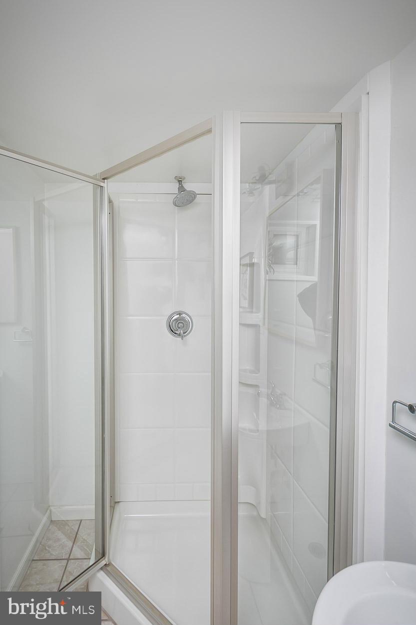 340 Greenlow Road Catonsville, MD 21228 - Photo 26 of 30 Bath