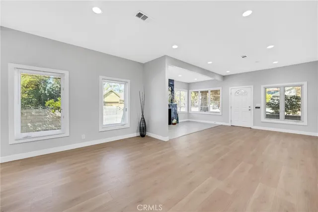 $989,000 | 404 East Kingsley Avenue, Pomona, CA 91767